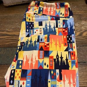 Lu la roe Disney leggings, TC